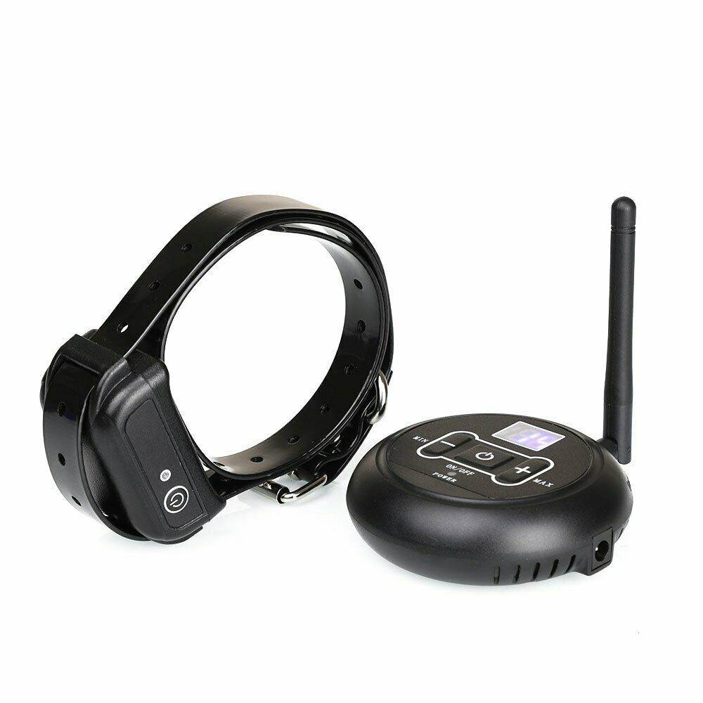 Pet containment system to easily train your dog to remain within your property.  The collar and receiver quickly trains.